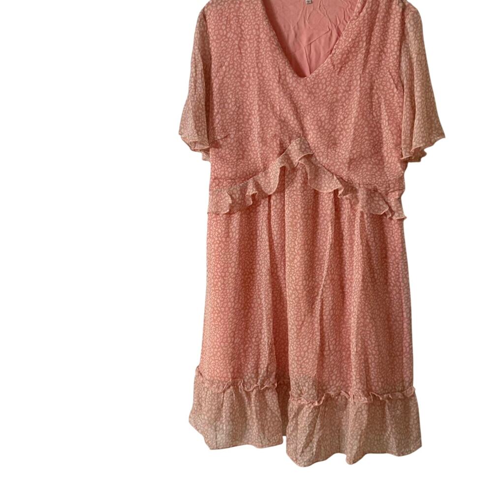 Pink floral dress with ruffles Woman's‎ Size XL